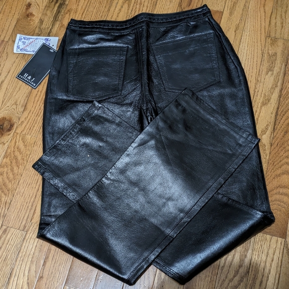 H & J COLLECTION Pants - Genuine Size 10 Leather Pants Black